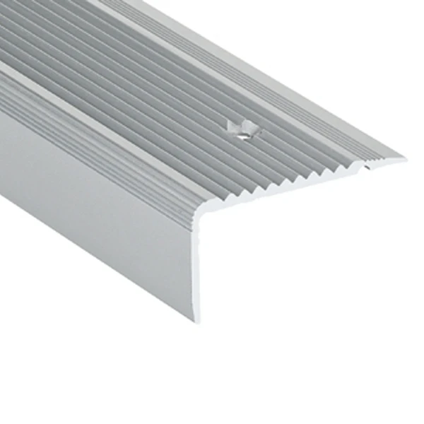 Nez De Marches Percé Dessus Striés Finition Alu Dimensions 44x21mm Longueur 3m Romus 15303 4 Nez De Marches Percé Dessus Striés Finition Alu Dimensions 44x21mm Longueur 3m Romus 15303 – Image 2