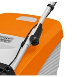 Tondeuse à Gazon Thermique Tractée Stihl RM 3 RT 163 Cm³ -Outils Séries Magasin AFD 93158